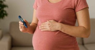 Pregnant woman staying active and eating healthy to prevent gestational diabetes.