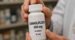 Pharmacist counseling patient on Canagliflozin for diabetes management